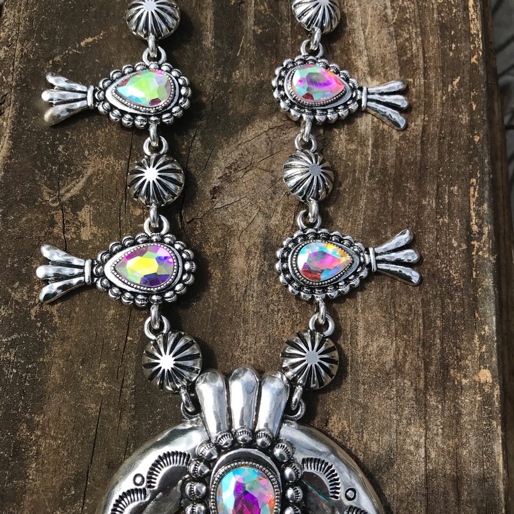 Bohemian Western Cowboy Horseshoe Squash Blossom Silver Rhinestone Necklace - Picture 6 of 16